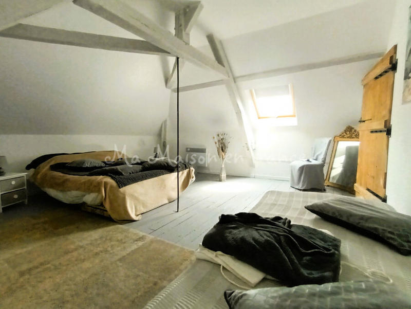 Propriété - 357 m² - 14 pièces