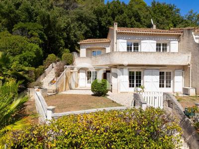 Maison - 153 m² - 4 pièces