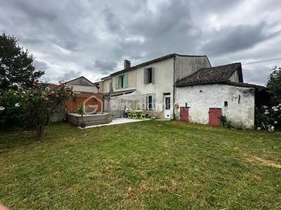 Maison traditionnelle - 120 m² - 4 pièces