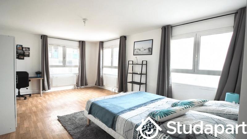 Chambre - 11 m² - 1 pièce