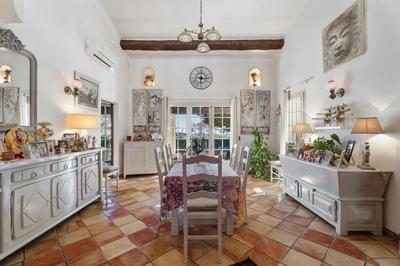 Villa - 190 m² - 7 pièces