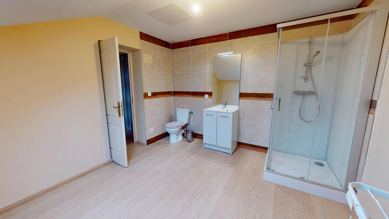 Maison - 86 m² - 5 pièces