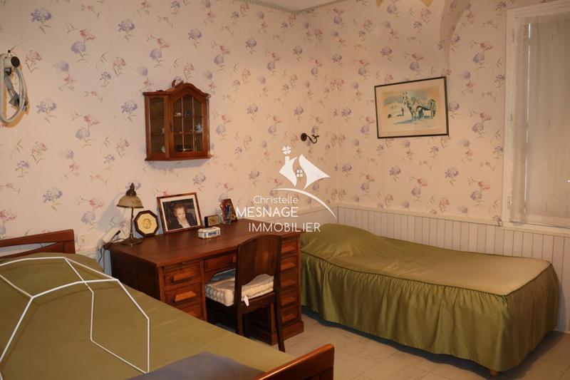 Maison traditionnelle - 97 m² - 6 pièces