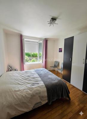 Maison de ville - 190 m² - 9 pièces