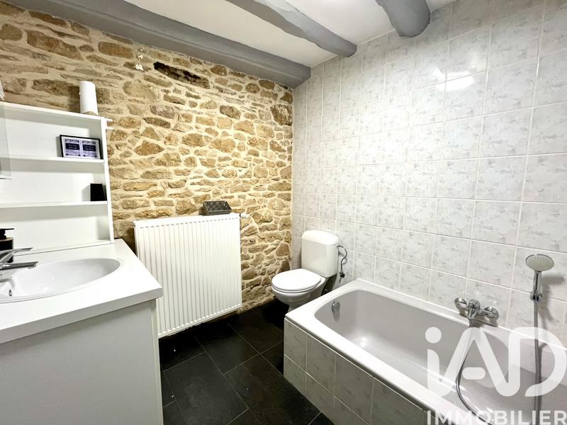 Maison - 224 m² - 8 pièces