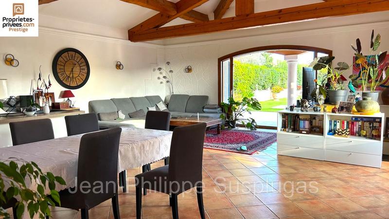 Villa - 195 m² - 7 pièces