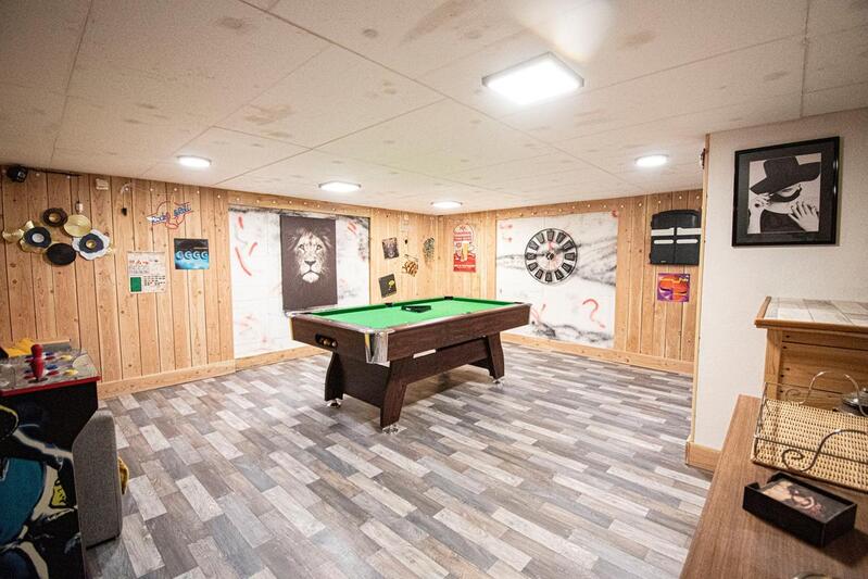 Maison - 220 m² - 8 pièces