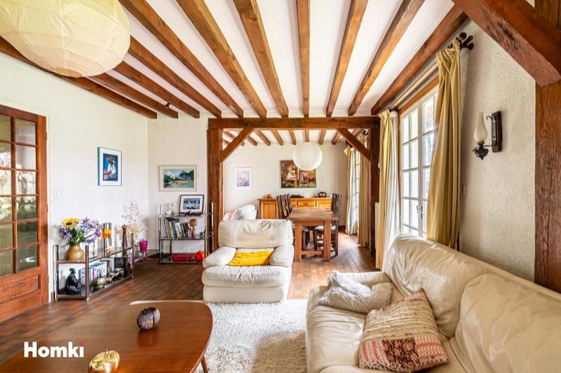 Propriété - 141 m² - 6 pièces