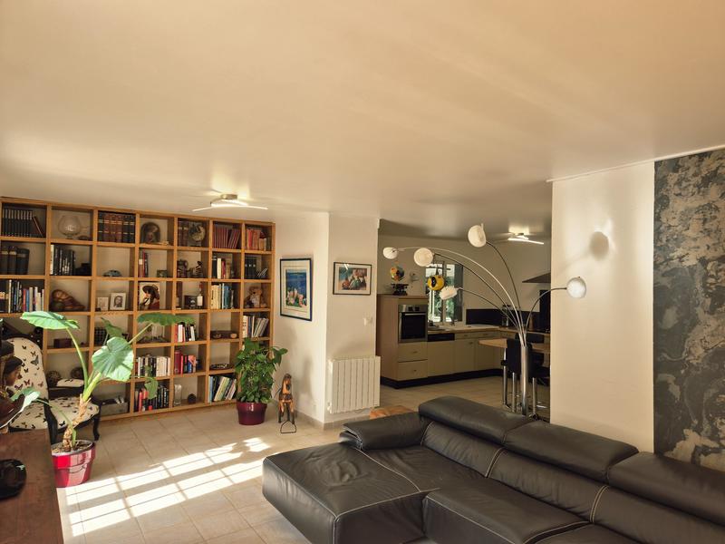 Villa - 200 m² - 8 pièces