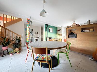 Pavillon - 94 m² - 5 pièces