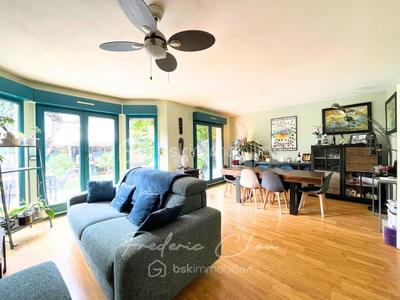 Maison de ville - 134 m² - 6 pièces