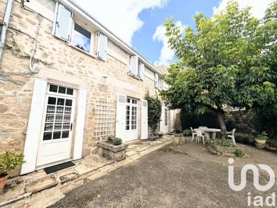 Maison - 147 m² - 7 pièces