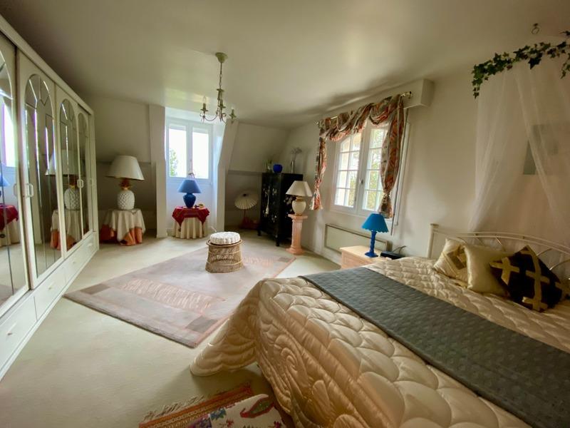 Maison bourgeoise - 296 m² - 7 pièces