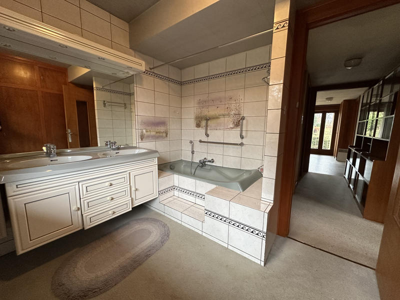 Maison - 160 m² - 7 pièces