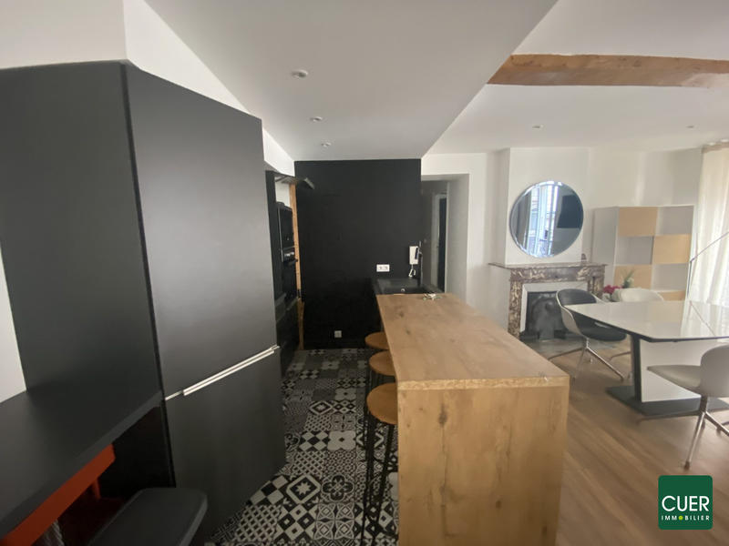 Appartement - 77 m² - 3 pièces