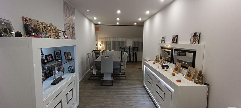 Maison - 175 m² - 8 pièces