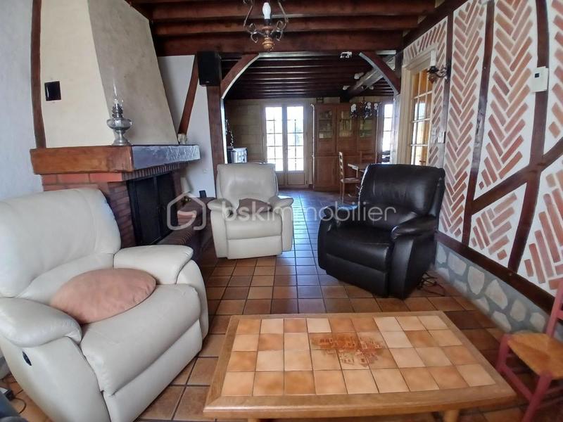 Maison - 163 m² - 8 pièces