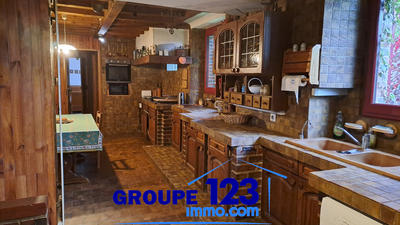 Maison - 521 m² - 18 pièces