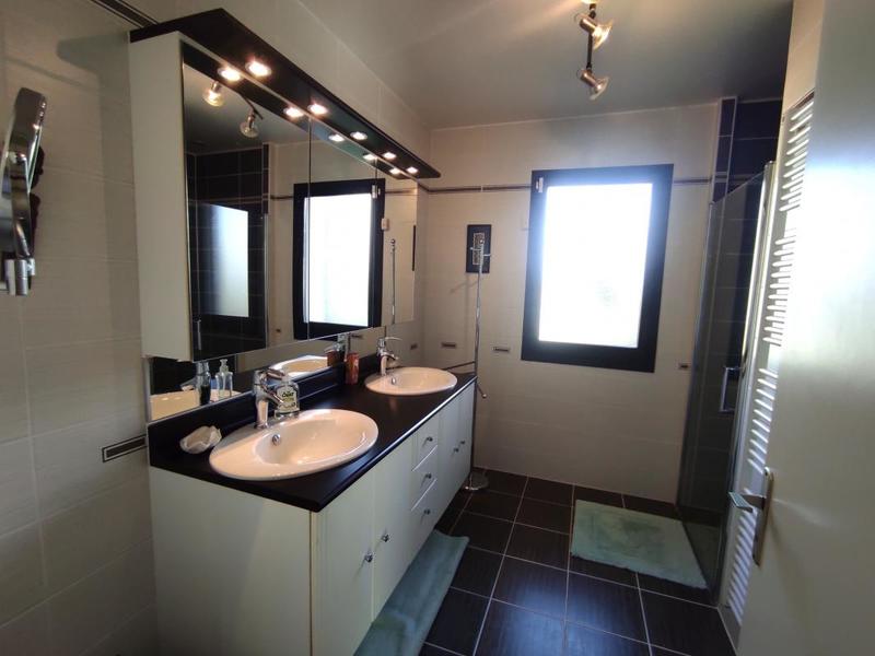 Maison - 161 m² - 6 pièces