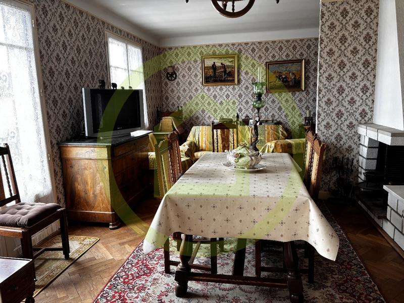 Maison - 112 m² - 6 pièces