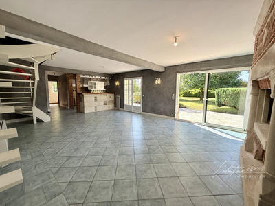 Maison - 130 m² - 7 pièces