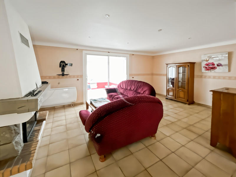 Maison - 121 m² - 5 pièces