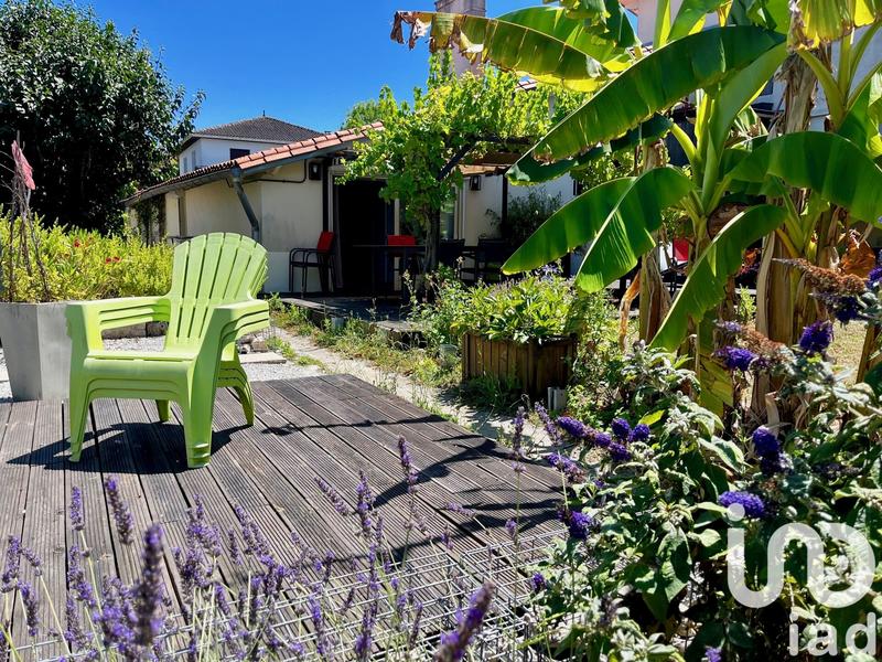 Maison - 180 m² - 8 pièces