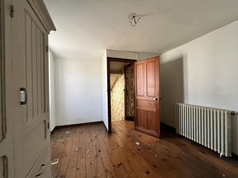 Maison - 264 m² - 13 pièces