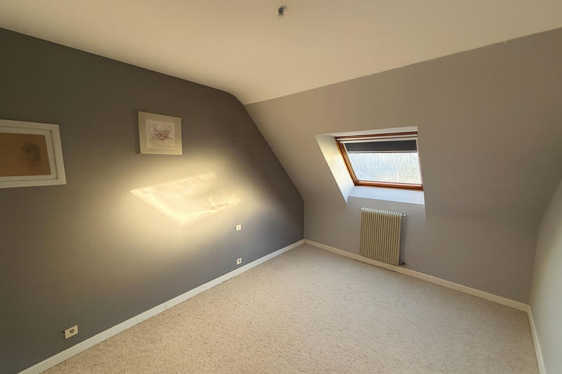 Maison - 98 m² - 5 pièces