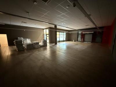 Local commercial - 360 m²