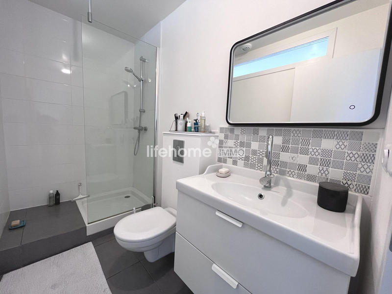 Maison traditionnelle - 200 m² - 8 pièces