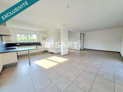 Maison - 92 m² - 5 pièces