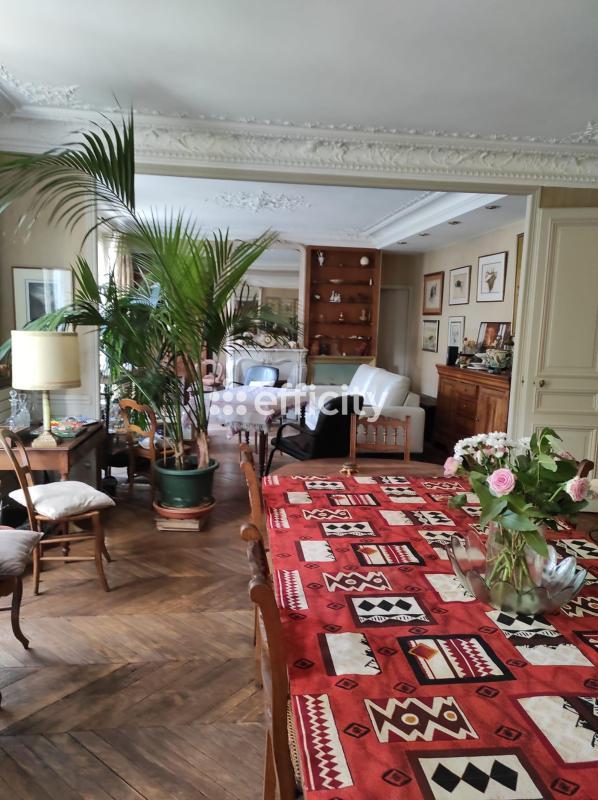 Appartement - 126 m² - 5 pièces