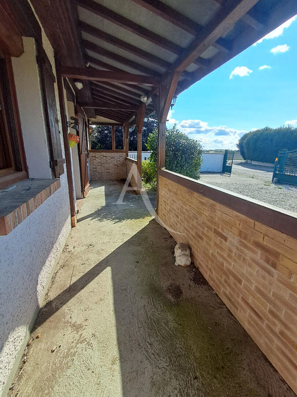 Maison - 140 m² - 5 pièces