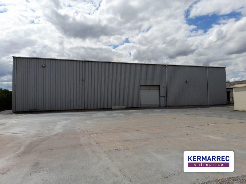 Local commercial - 1 130 m²