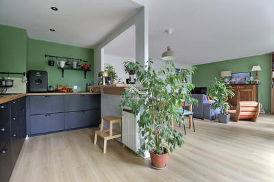 Appartement - 80 m² - 3 pièces