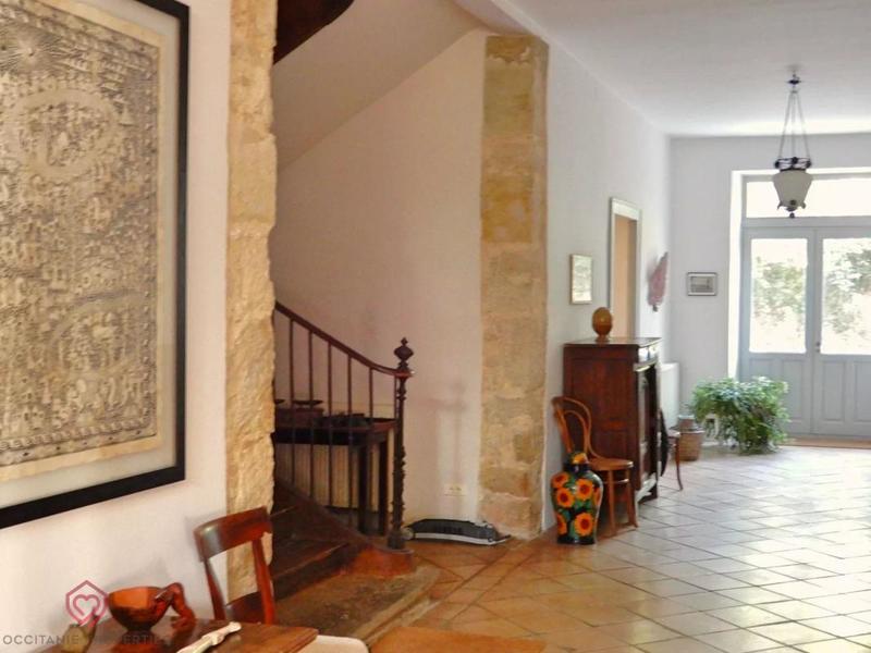 Maison de maîtres - 495 m² - 9 pièces