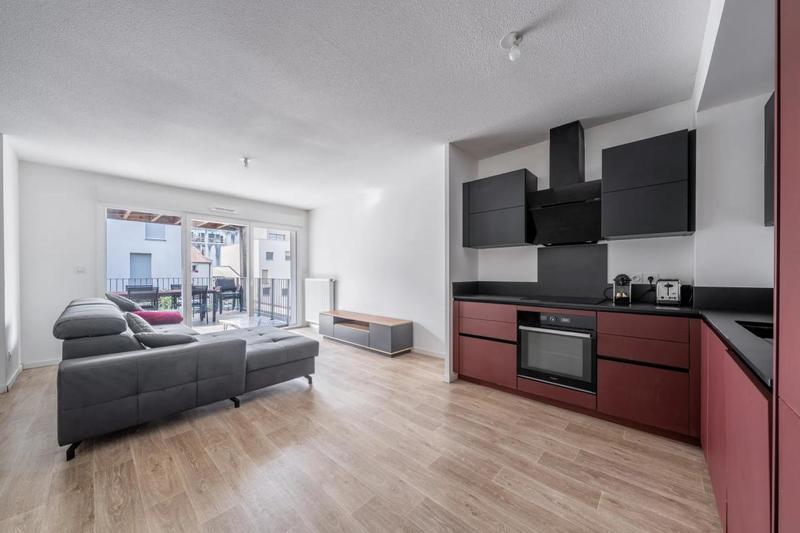 Appartement - 65 m² - 3 pièces