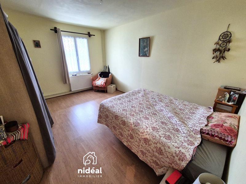 Maison - 228 m² - 9 pièces