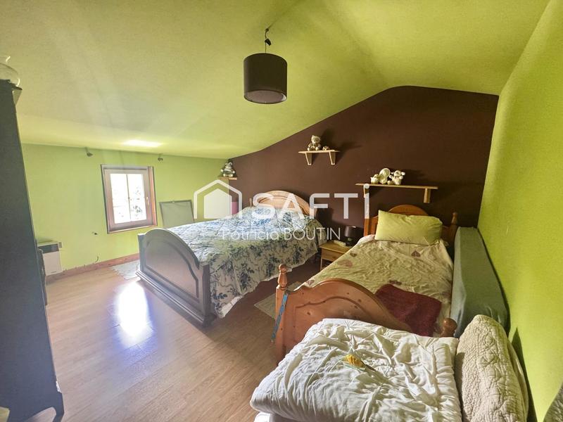 Maison - 92 m² - 6 pièces