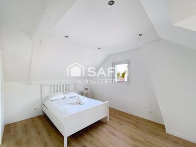 Villa - 215 m² - 10 pièces