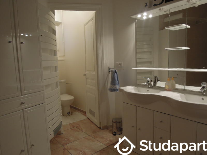 Chambre - 13 m² - 1 pièce