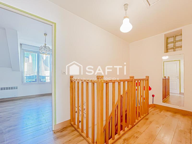 Maison - 110 m² - 5 pièces