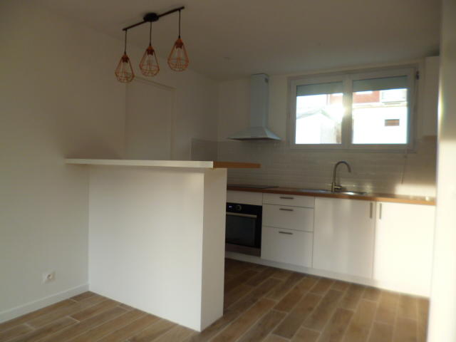 Maison - 75 m² - 5 pièces