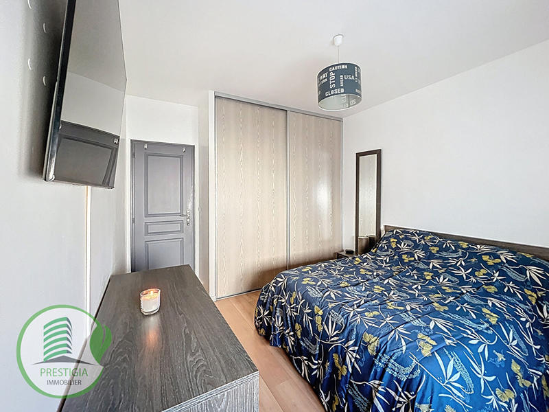 Appartement - 90 m² - 4 pièces