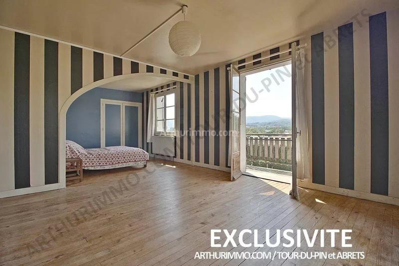 Maison - 135 m² - 6 pièces