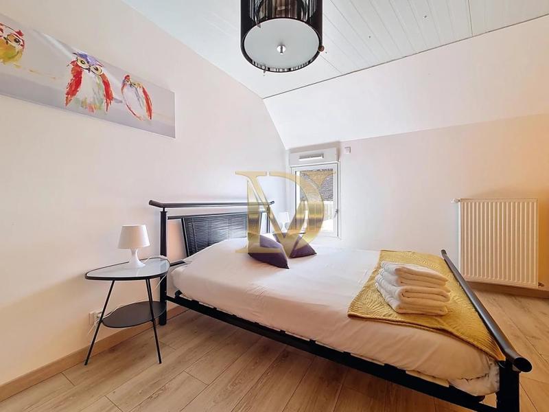 Propriété - 402 m² - 16 pièces