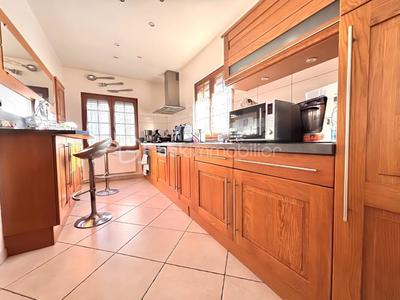 Maison de ville - 126 m² - 6 pièces