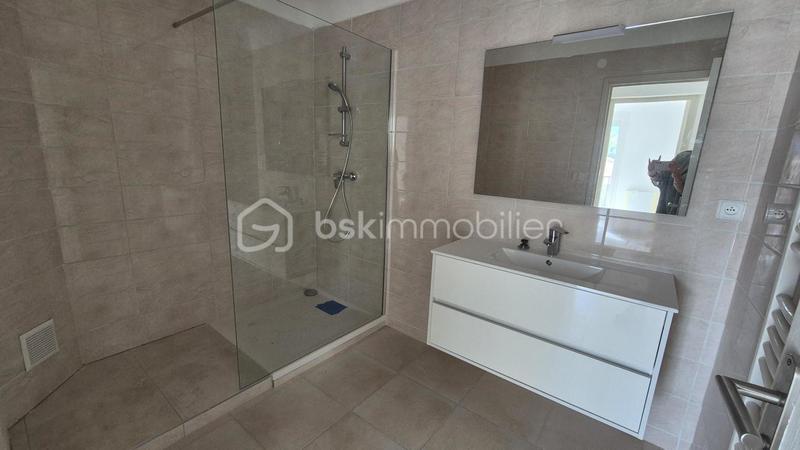 Appartement - 83 m² - 5 pièces