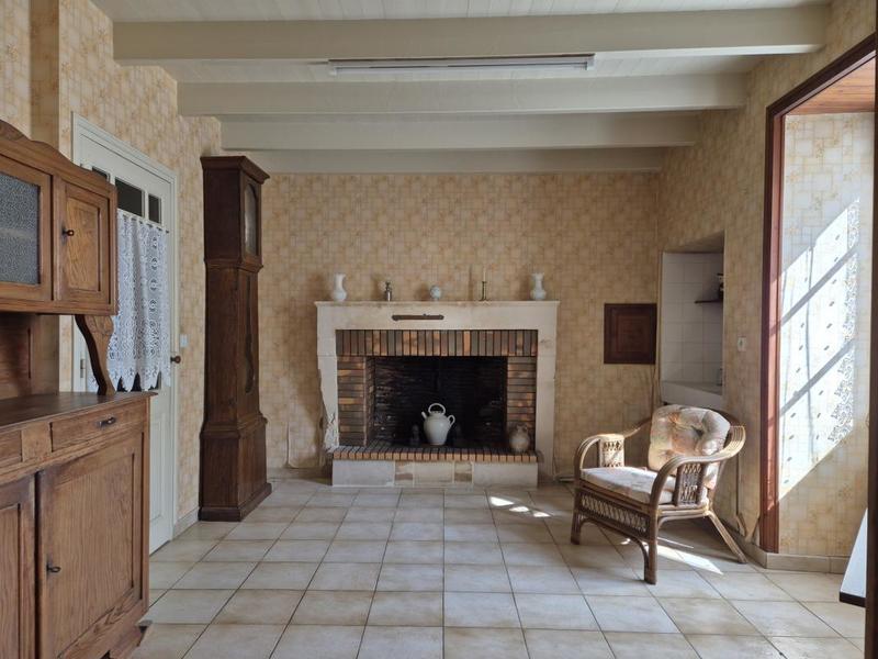 Maison en pierre - 197 m² - 8 pièces